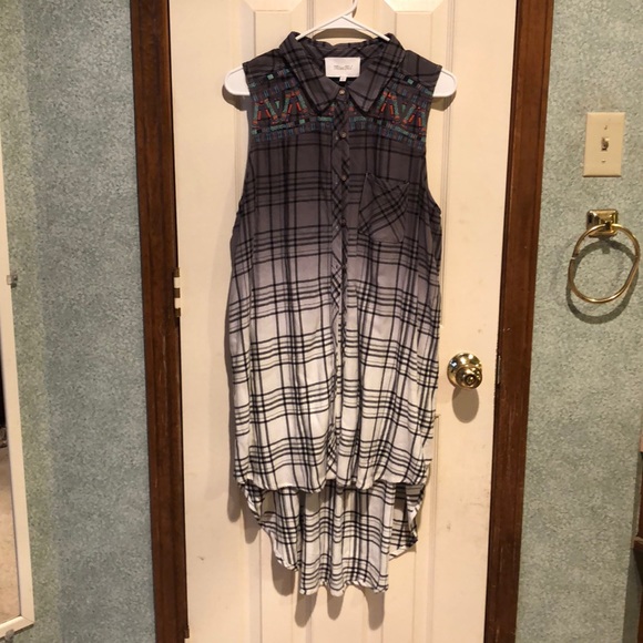 Miss Me button up hi low top - Picture 1 of 3